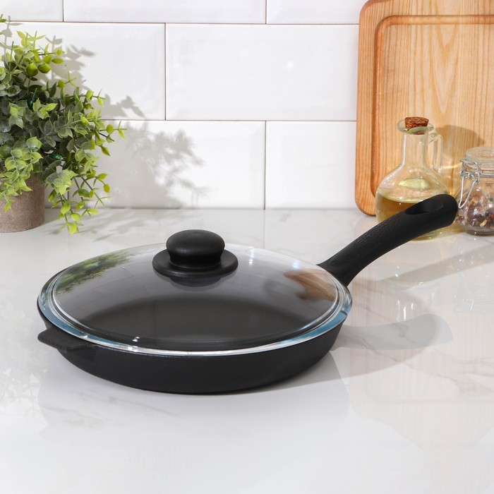 Сковорода чугунная, d=26 см, бакелитовая ручка, стеклянная крышка, цвет чёрный
Сковорода чугунная, d=26 см, бакелитовая ручка, стеклянная крышка, цвет чёрный