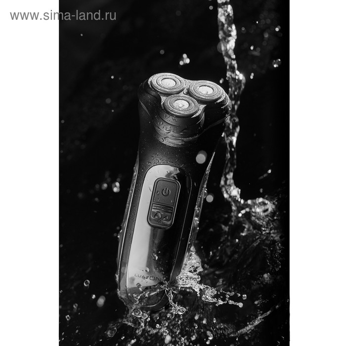 Электробритва LuazON LBR-07, 3 Вт, роторная, 3 головки, сухое бритьё, водостойкая, от АКБ
Электробритва LuazON LBR-07, 3 Вт, роторная, 3 головки, сухое бритьё, водостойкая, от АКБ