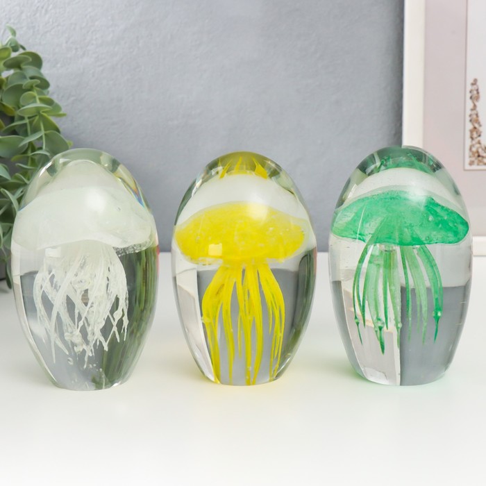 Сувенир стекло пресс-папье "Медуза" МИКС 11,5х7х7 см
Сувенир стекло пресс-папье "Медуза" МИКС 11,5х7х7 см