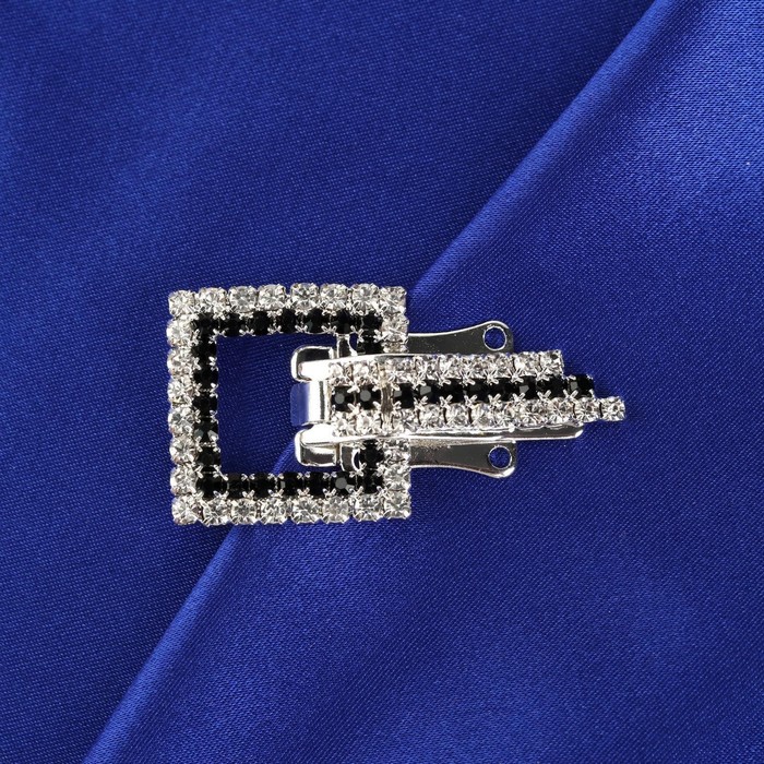 Декоративная пуговица, 4,2 × 2,2 см, цвет серебряный
Декоративная пуговица, 4,2 × 2,2 см, цвет серебряный