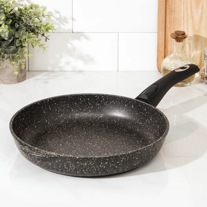 Сковорода «Гранит», d=28 см, съёмная ручка, антипригарное покрытие, цвет чёрный
Сковорода «Гранит», d=28 см, съёмная ручка, антипригарное покрытие, цвет чёрный