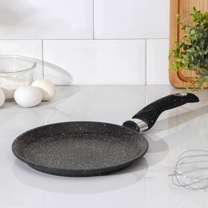 Cковорода блинная «Гранит», d=22 см, пластиковая ручка, антипригарное покрытие, цвет чёрный
Cковорода блинная «Гранит», d=22 см, пластиковая ручка, антипригарное покрытие, цвет чёрный