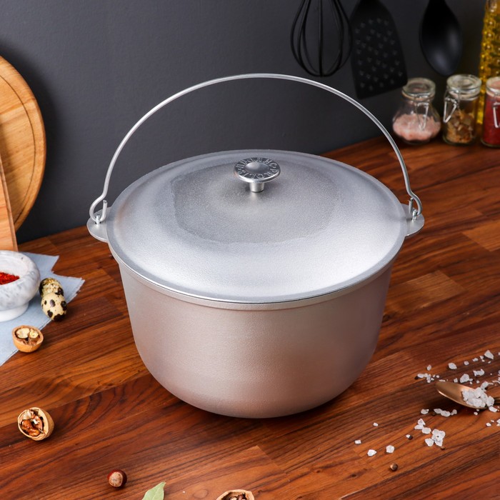 Казан алюминиевый "Туристический", 8 л, с крышкой и дужкой
Казан алюминиевый "Туристический", 8 л, с крышкой и дужкой