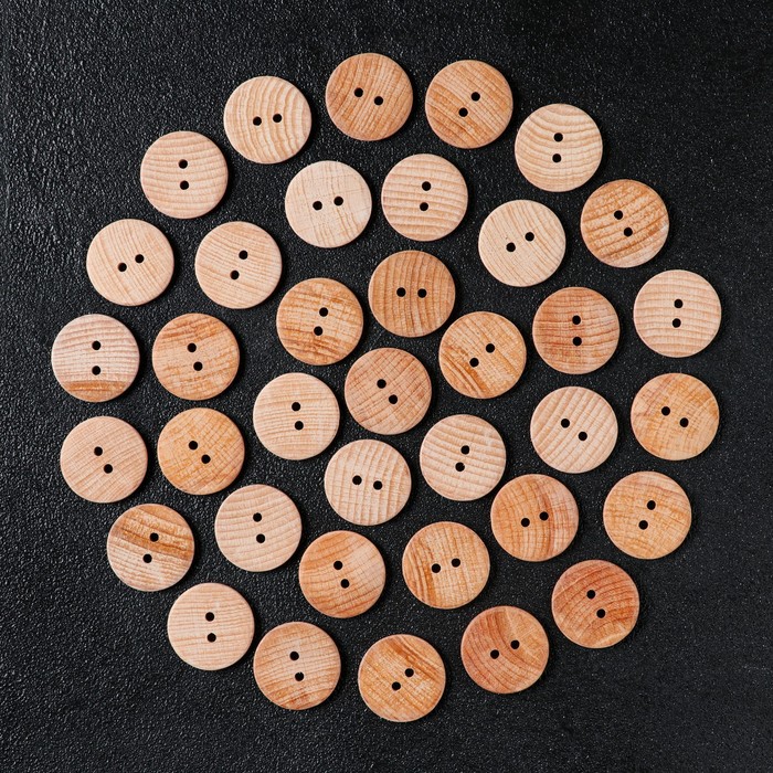 Пуговица с двумя отверстиями, 37 мм
Пуговица с двумя отверстиями, 37 мм