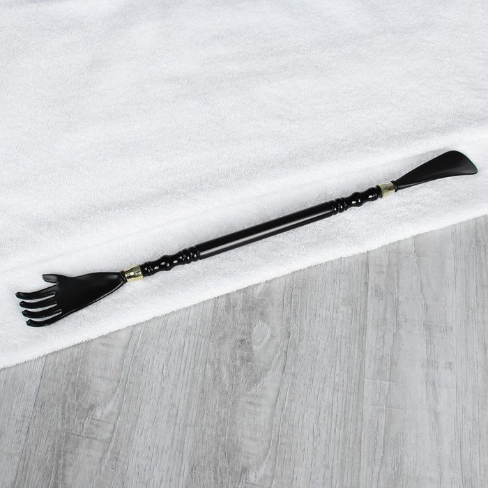 Чесалка с ложкой, цвет чёрный
Чесалка с ложкой, цвет чёрный