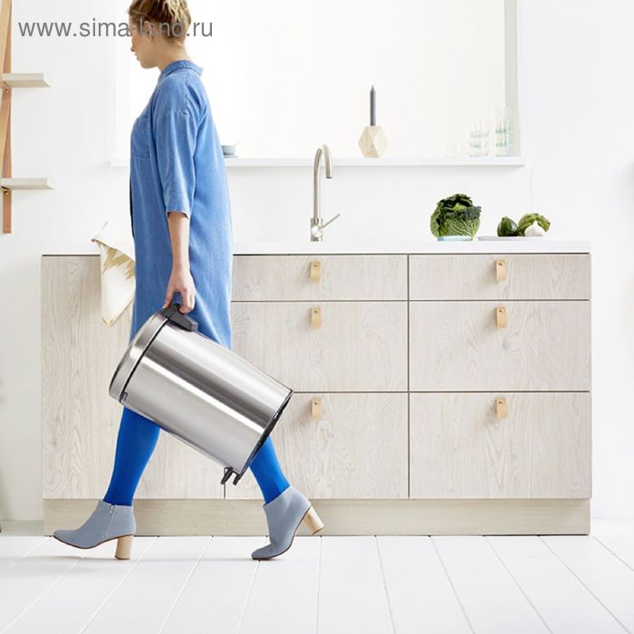 Мусорное ведро Brabantia NewIcon, пластиковое внутреннее ведро, FPP, с педалью, цвет стальной матовый, 20 л
Мусорное ведро Brabantia NewIcon, пластиковое внутреннее ведро, FPP, с педалью, цвет стальной матовый, 20 л