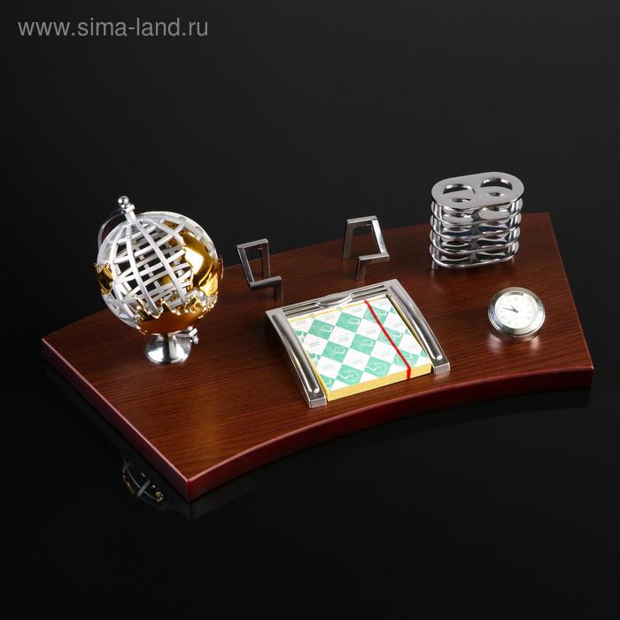 Набор настольный 5в1 (глобус, визитница, блок д/бумаги, карандашница, часы), 19х40 см
Набор настольный 5в1 (глобус, визитница, блок д/бумаги, карандашница, часы), 19х40 см