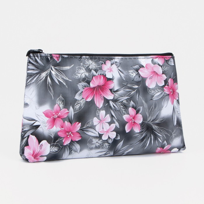 фото Косметичка на молнии, цвет чёрный