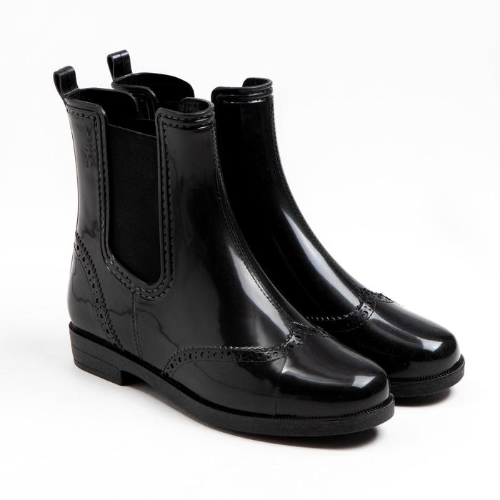 Сапоги женские на резинке, цвет чёрный, размер 40
Сапоги женские на резинке, цвет чёрный, размер 40