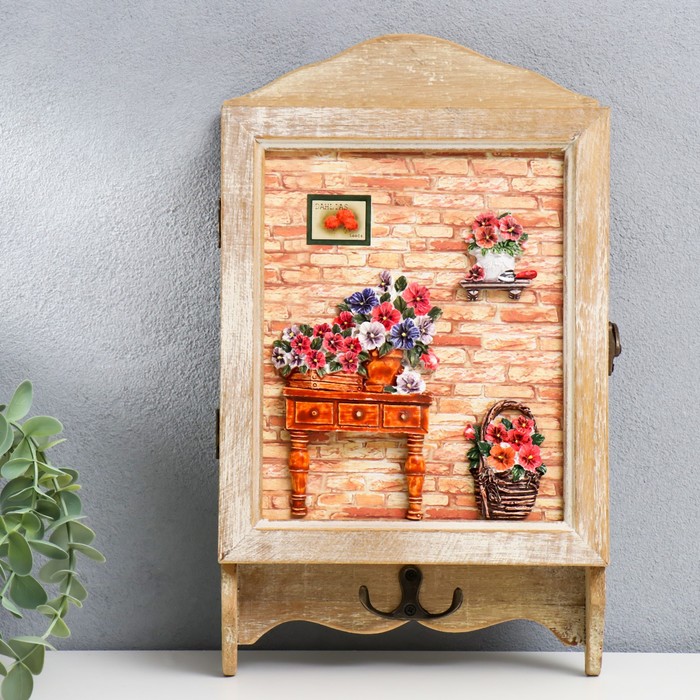 Ключница дерево "Фиалки" 32х18,5х5,5 см
Ключница дерево "Фиалки" 32х18,5х5,5 см