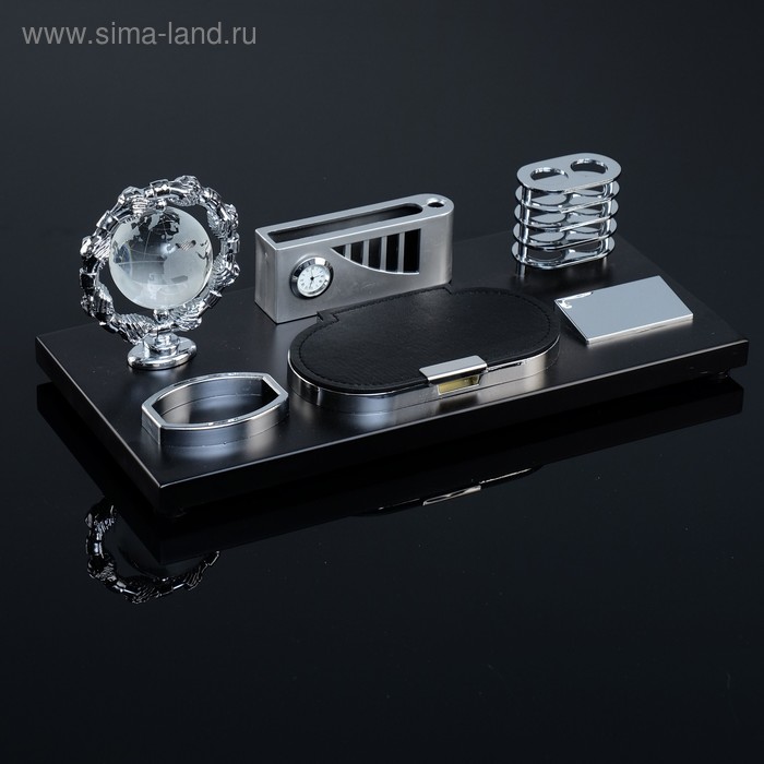 Набор настольный 7в1 (блок д/бумаги, визитница с часами, глобус d=5,5,каранд, лого, скрепки)
Набор настольный 7в1 (блок д/бумаги, визитница с часами, глобус d=5,5,каранд, лого, скрепки)