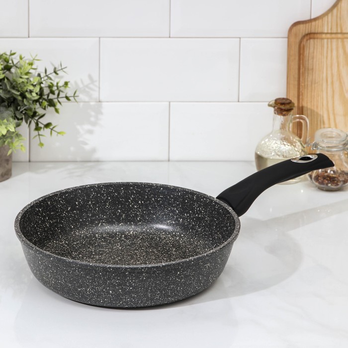 Сковорода «Гранит», d=26 см, пластиковая ручка, антипригарное покрытие, цвет чёрный
Сковорода «Гранит», d=26 см, пластиковая ручка, антипригарное покрытие, цвет чёрный