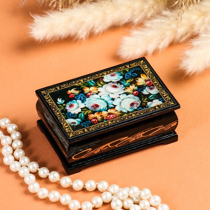 Шкатулка «Белые пионы», 6×9 см, лаковая миниатюра
Шкатулка «Белые пионы», 6×9 см, лаковая миниатюра