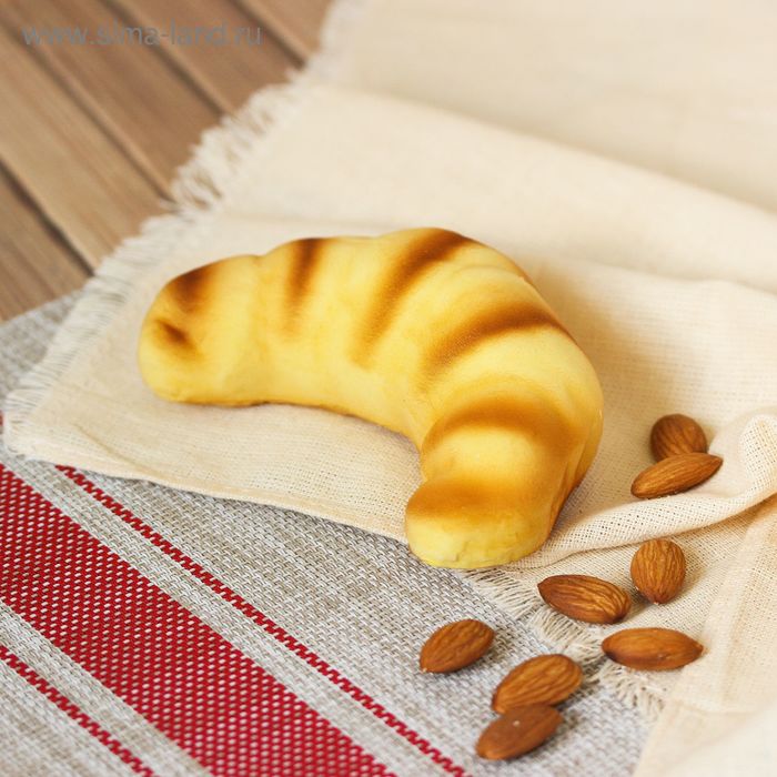 Муляж "Круассан" 4,5*11 см
Муляж "Круассан" 4,5*11 см