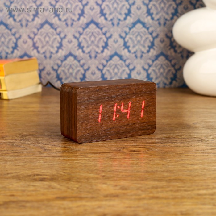 фото Часы-будильник электронные "бертрано", настольные, цвет орех, красные цифры, 10х6.5х4.5 см