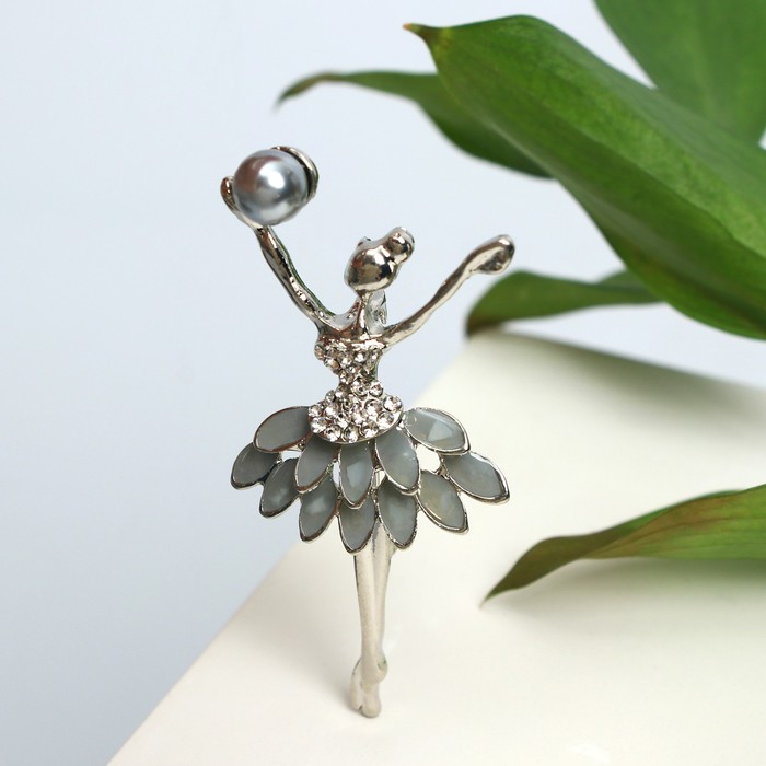 Брошь "Гимнастка в пачке", цвет серый в серебре
Брошь "Гимнастка в пачке", цвет серый в серебре