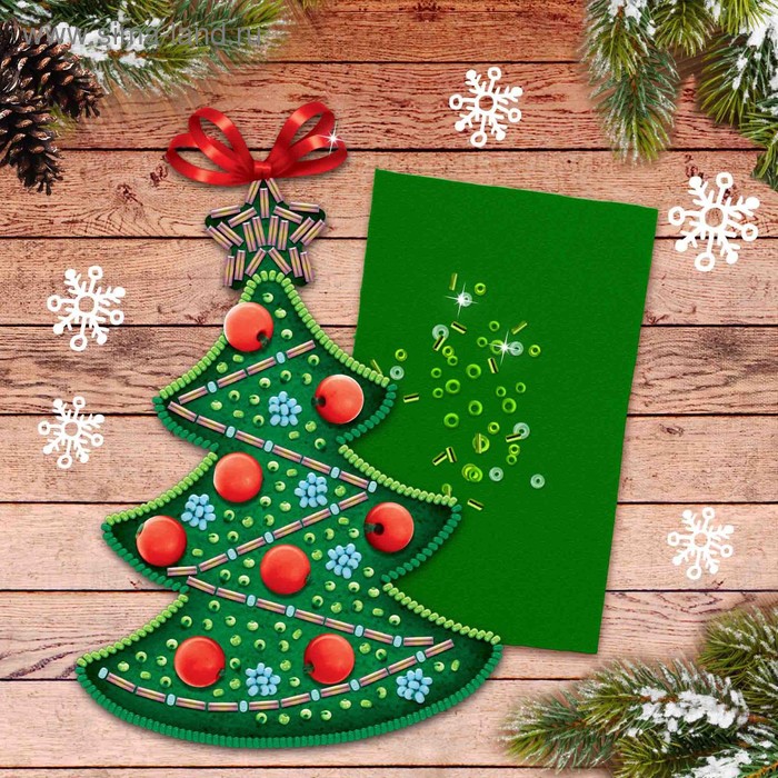 Новогодняя игрушка из фетра с вышивкой бисером "Ёлочка"
Новогодняя игрушка из фетра с вышивкой бисером "Ёлочка"