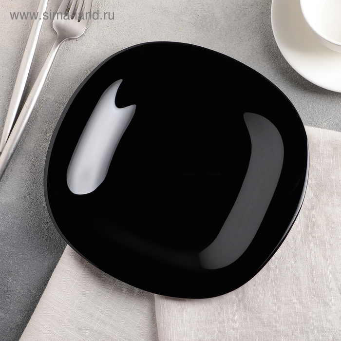 Тарелка десертная Carine Black, d=19 см 
Тарелка десертная Carine Black, d=19 см