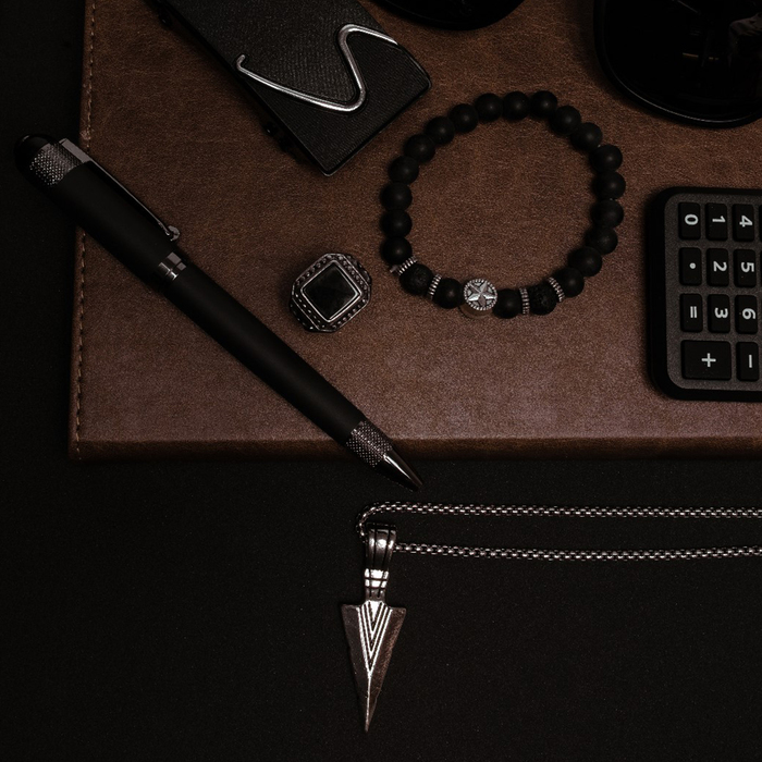 фото Браслет унисекс "стиль успеха" звезда, цвет чёрный в чернёном серебре, d=7 см queen fair