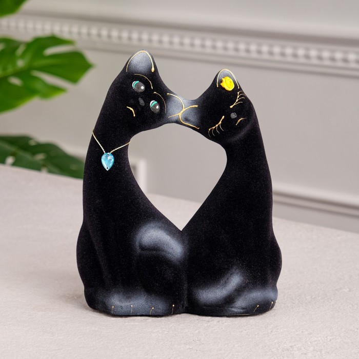 Копилка "Влюбленная пара", покрытие флок, чёрная, 21 см
Копилка "Влюбленная пара", покрытие флок, чёрная, 21 см