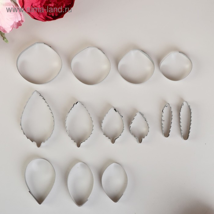 Форма для вырубки (каттер) "Роза" набор 13 деталей, (К-0004)
Форма для вырубки (каттер) "Роза" набор 13 деталей, (К-0004)