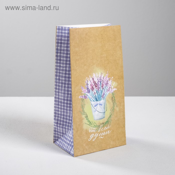 Пакет подарочный без ручек «От всей души», 10 × 19.3 × 7 см
Пакет подарочный без ручек «От всей души», 10 × 19.3 × 7 см