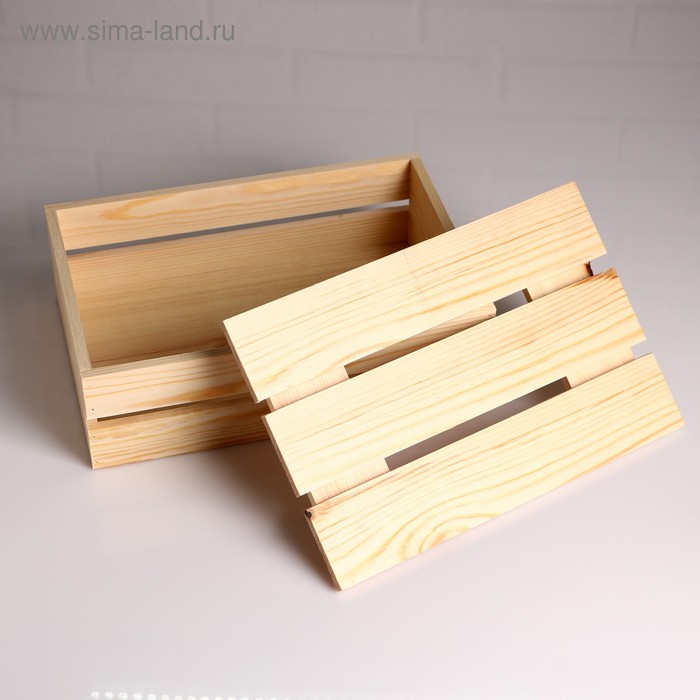 фото Ящик деревянный 30×20×10 см подарочный с реечной крышкой дарим красиво
