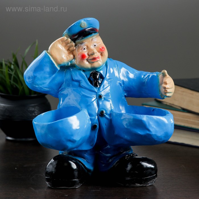 Копилка "Милиционер" 27х23х14см
Копилка "Милиционер" 27х23х14см