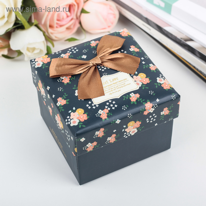 Коробка подарочная 11 х 11 х 8,5 см
Коробка подарочная 11 х 11 х 8,5 см