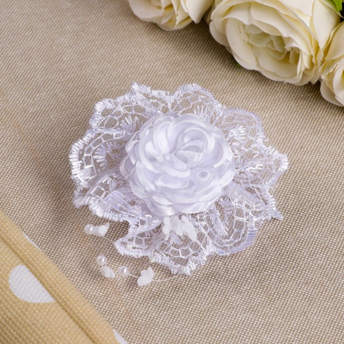 Бант для девочек с резинкой "Роза Белла", белый, 7 см
Бант для девочек с резинкой "Роза Белла", белый, 7 см