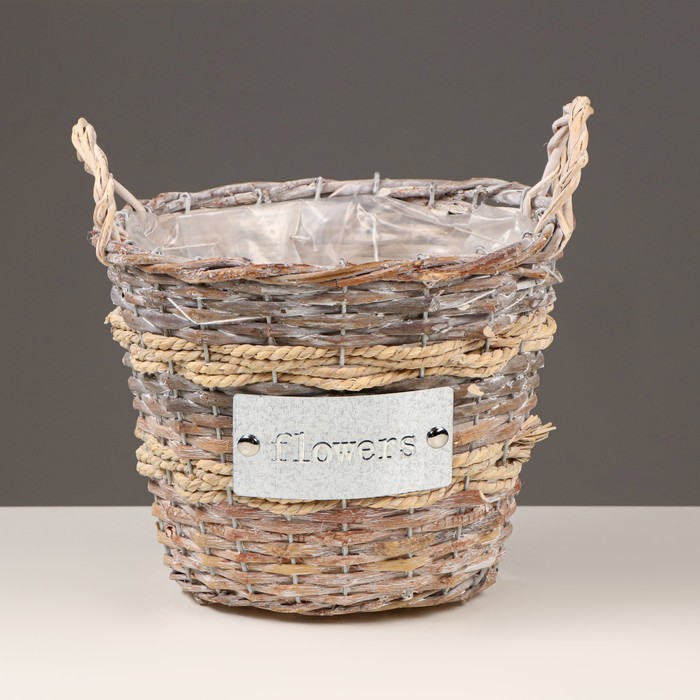 Кашпо «Цветы», корзинка с ручками, серебристо-бежевое, 21х17/24 см
Кашпо «Цветы», корзинка с ручками, серебристо-бежевое, 21х17/24 см