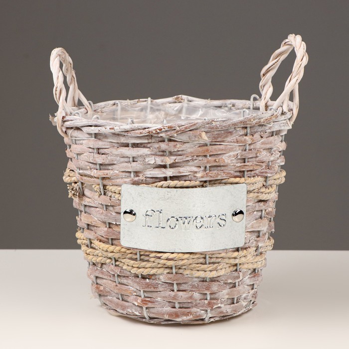 Кашпо «Цветы», корзинка с ручками, серебристо-бежевое, 18×18/21 см
Кашпо «Цветы», корзинка с ручками, серебристо-бежевое, 18×18/21 см