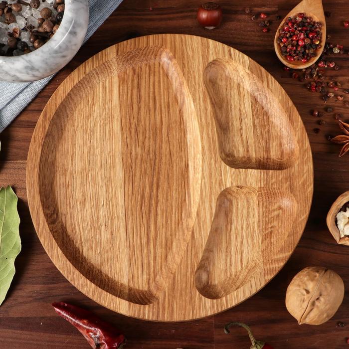 Тарелка-доска для закусок и нарезки "Бавария", d-20 см, массив дуба
Тарелка-доска для закусок и нарезки "Бавария", d-20 см, массив дуба