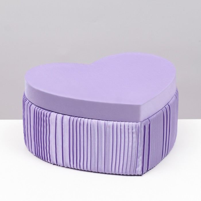 Коробка подарочная сердце "Сиреневый абажур", 25,5х23х12 см
Коробка подарочная сердце "Сиреневый абажур", 25,5х23х12 см