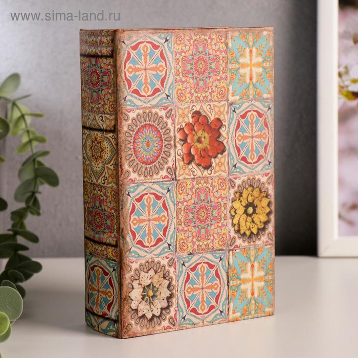 Сейф-книга дерево "Цветочные узоры на восточном ковре" кожзам 17х11х5 см 
Сейф-книга дерево "Цветочные узоры на восточном ковре" кожзам 17х11х5 см