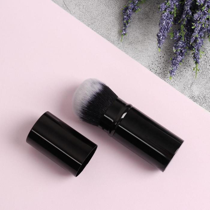 Кисть для макияжа, выдвижная, 10 см, цвет чёрный
Кисть для макияжа, выдвижная, 10 см, цвет чёрный