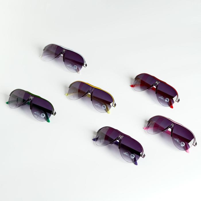 фото Очки солнцезащитные детские "оверсайз", модная оправа, микс, серебристая вставка, 13 × 12 × 5 см onesun