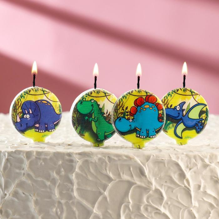 Набор свечей в торт "Динозавры", 4×4,4см, 4 шт.
Набор свечей в торт "Динозавры", 4×4,4см, 4 шт.