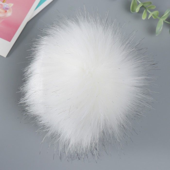 Помпон искусственный мех песец 14см (молоко)
Помпон искусственный мех песец 14см (молоко)