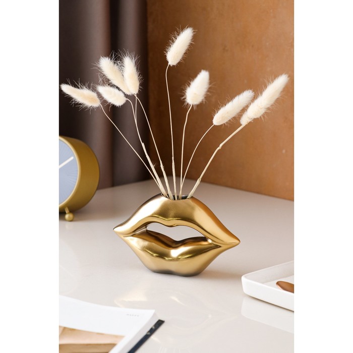 Ваза керамическая "Губы", настольная, золотая, 10 см
Ваза керамическая "Губы", настольная, золотая, 10 см