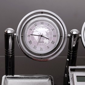 Набор настольный 6в1 (глобус, часы, калькулятор, блок д/бумаги, скрепочница, ручка),
Набор настольный 6в1 (глобус, часы, калькулятор, блок д/бумаги, скрепочница, ручка),