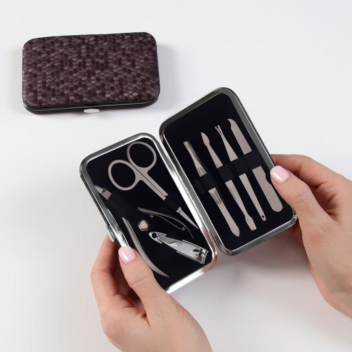 Набор маникюрный, 7 предметов, цвет тёмно-фиолетовый
Набор маникюрный, 7 предметов, цвет тёмно-фиолетовый