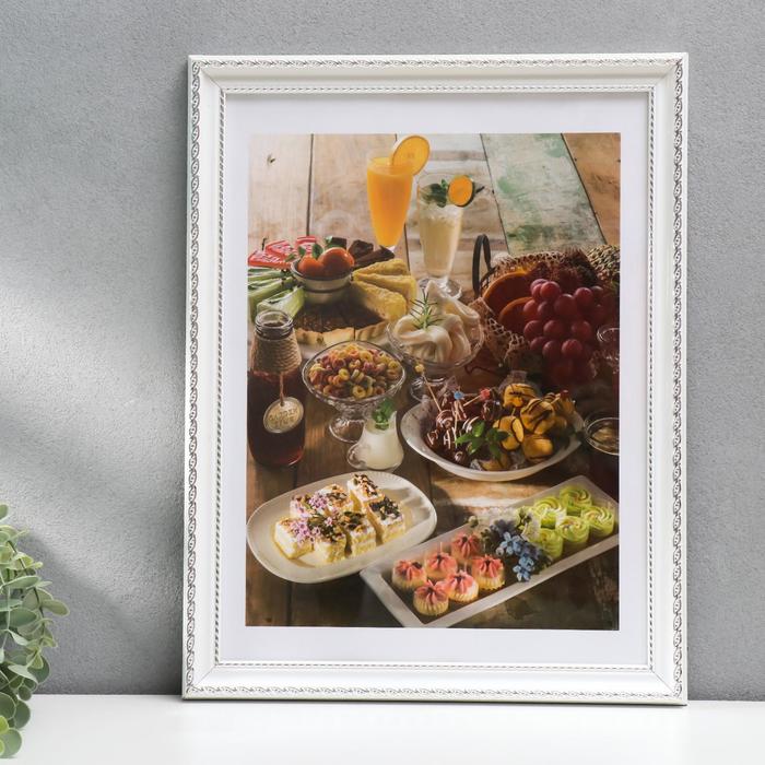 Фоторамка пластик 30х40 см (881S) белый с серебром (пластиковый экран)
Фоторамка пластик 30х40 см (881S) белый с серебром (пластиковый экран)