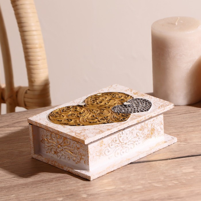 Шкатулка "Два сердца" 15х10х5 см
Шкатулка "Два сердца" 15х10х5 см