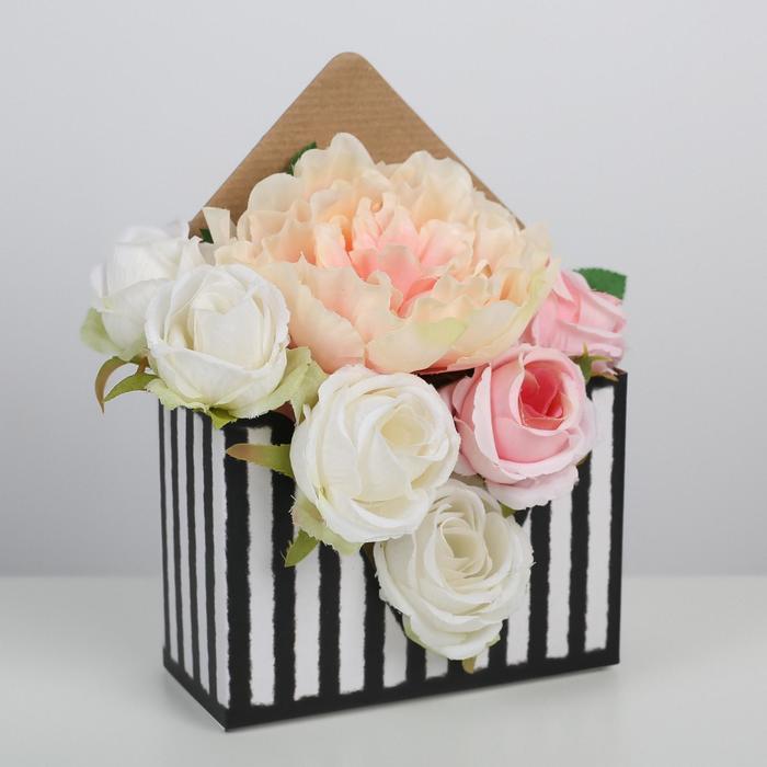 Коробка-письмо «Черно-белая полоска», 14 х 20 х 6,5 см
Коробка-письмо «Черно-белая полоска», 14 х 20 х 6,5 см