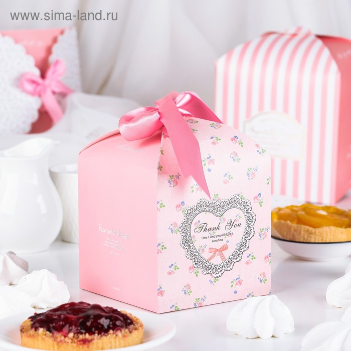 Коробка сборная для сладкого 12 х 12 х 12 см
Коробка сборная для сладкого 12 х 12 х 12 см