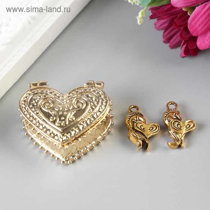 Любовный сундук с парой рыбок, 3,4 х 2,6 см
Любовный сундук с парой рыбок, 3,4 х 2,6 см