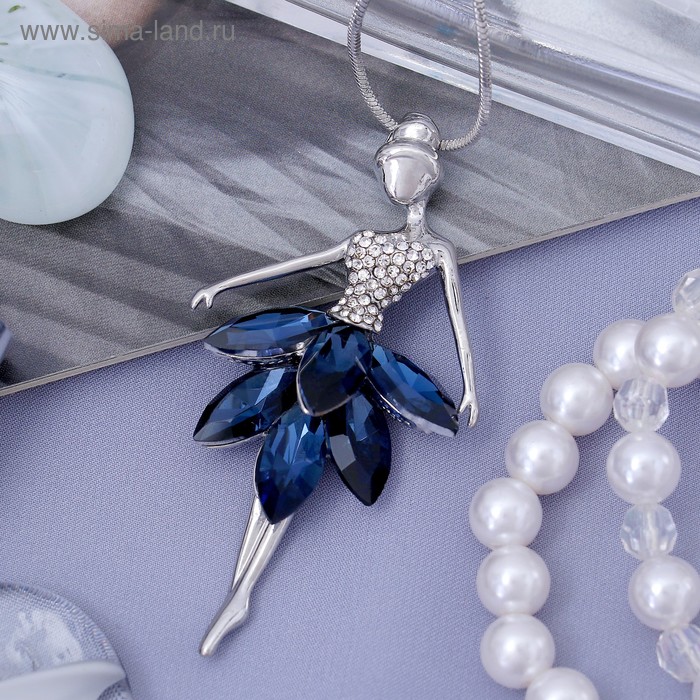 Кулон "Девочка в платье", цвет бело-синий в серебре, 72 см
Кулон "Девочка в платье", цвет бело-синий в серебре, 72 см