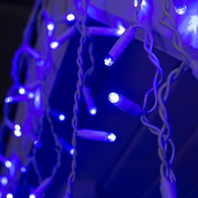 Гирлянда "Бахрома" 3 х 0.6 м , IP65, УМС, белая нить, 160 LED, свечение синее, 220 В
Гирлянда "Бахрома" 3 х 0.6 м , IP65, УМС, белая нить, 160 LED, свечение синее, 220 В