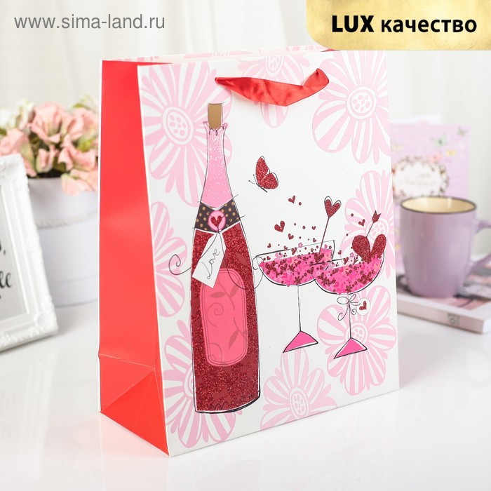 Пакет ламинированный "Романтик", люкс, 26 х 12 х 32 см
Пакет ламинированный "Романтик", люкс, 26 х 12 х 32 см